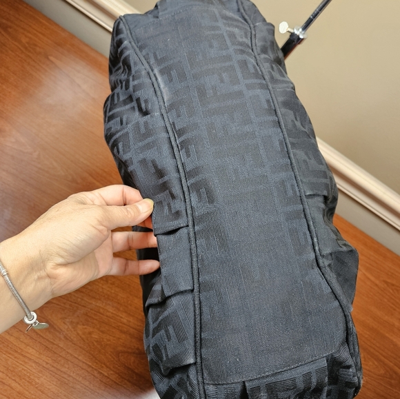 Fendi Mia Borse Black Shoulder bag - Picture 3 of 10